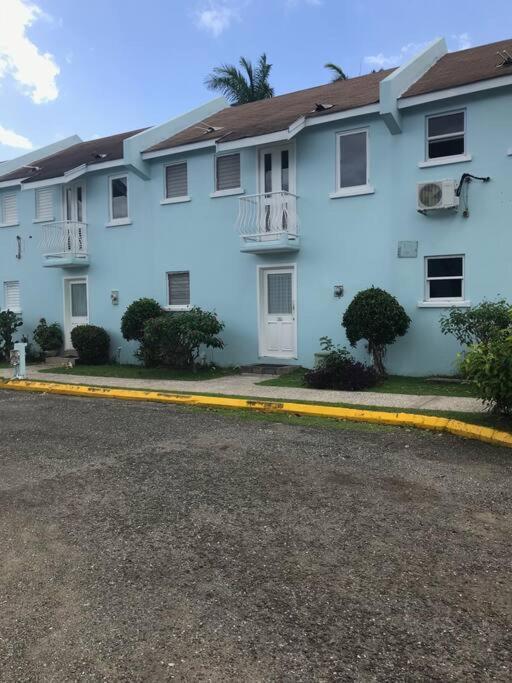 Negril Condo By The Beach Apt. 194 Point Village מראה חיצוני תמונה